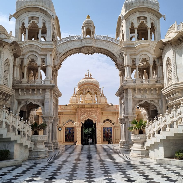 Harinama Sankirtan through the streets of Chennai